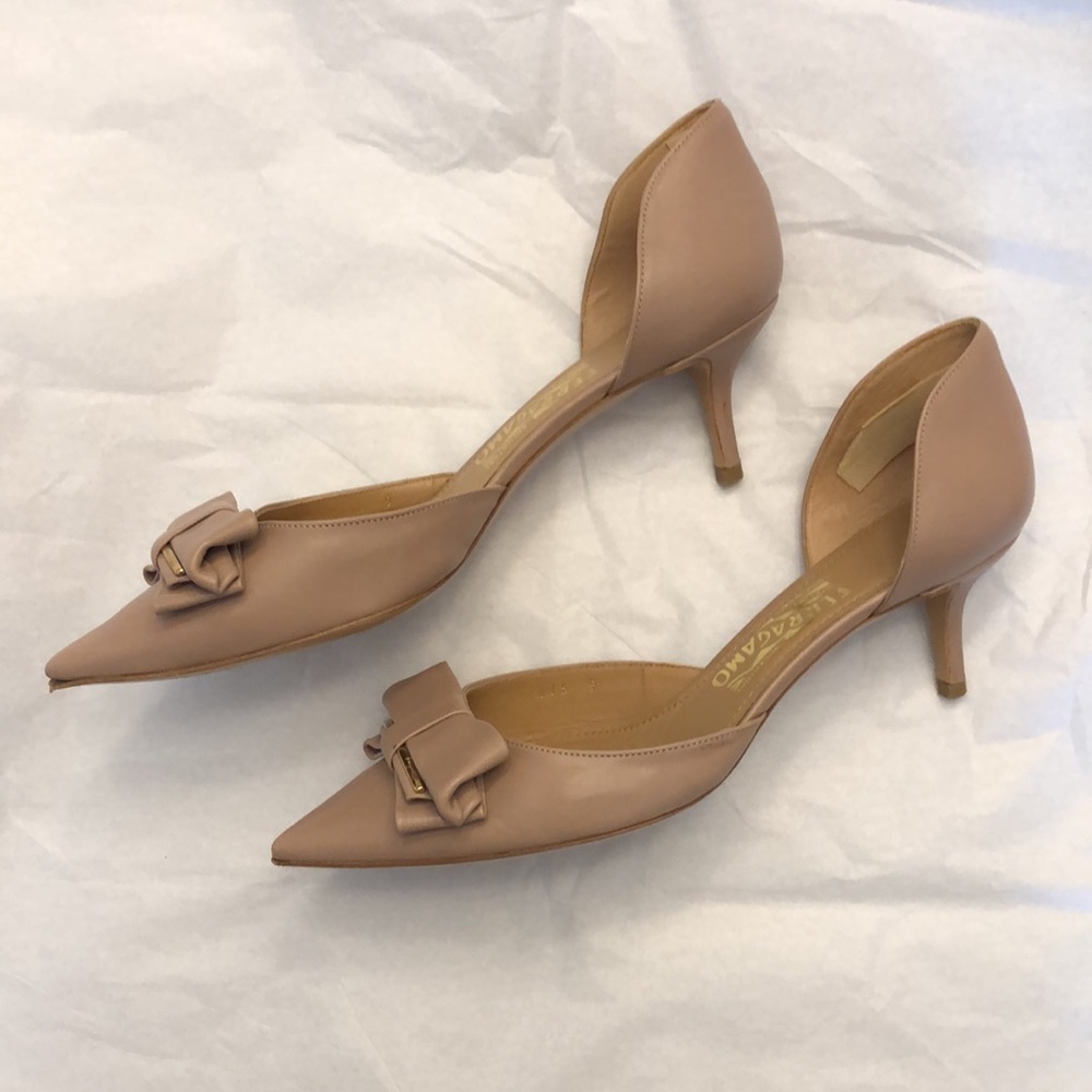 🎉Host Pick🎉 Salvatore Ferragamo Rietta d’Orsay Bow Pumps, Size 9. - Picture 3 of 16